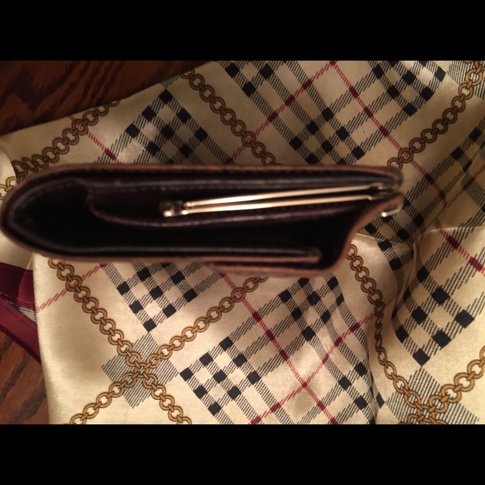 ❌SOLD❌ Leather Women’s Wallet & Checkbook! - Picture 6 of 8